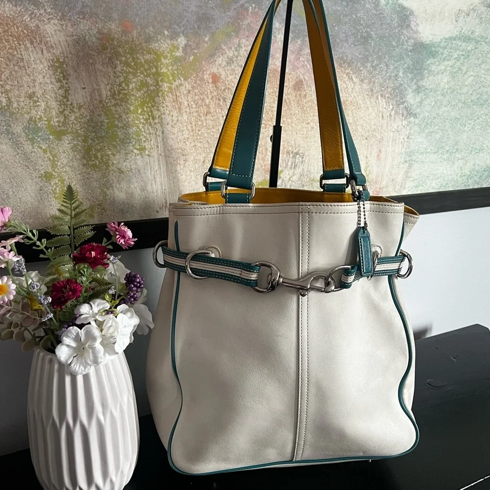 Vintage Y2K 2003 Coach Teal/Yellow/White Hampton Carryall 9286